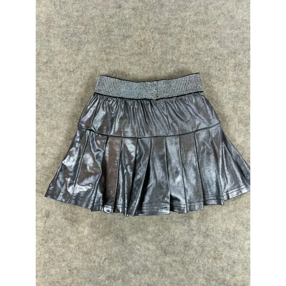 Evie's Closet Silver Metallic Pleated Skort Size 4 NEW